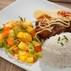 Polpetone c Seleta de Legumes (combinado)