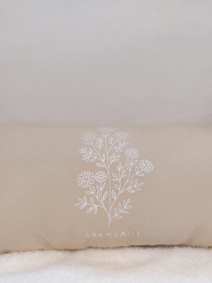 Almohadón completo | Chamomile | Beige | 50x25cm - tienda online