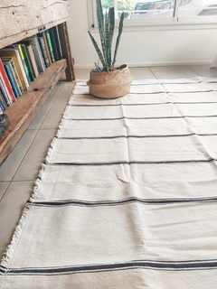 Alfombra Petit (70x150) | Rayas combinadas negras en internet