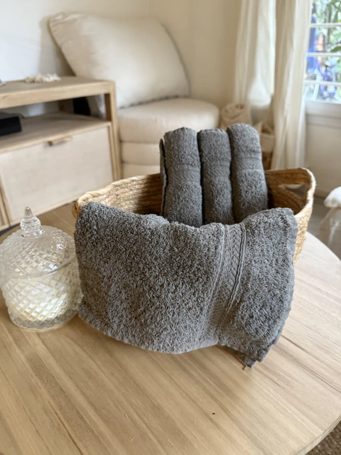 Set x 4 toallas de visita | Gris oscuro - comprar online