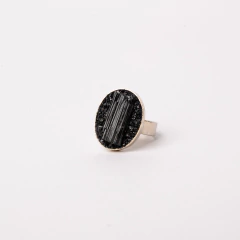 ANILLO OVALADO TURMALINA - tienda online