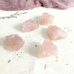 PIEDRA EN BRUTO CUARZO ROSA - comprar online