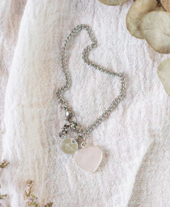 PULSERA CORAZÓN CON AMATISTA, SODALITA, CUARZO VERDE, OJO DE TIGRE, CUARZO ROSA. en internet