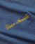 Remera sin mangas azul y oro calce a la cadera - comprar online