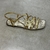 Sandalia Rasteira Dourado Tiras tranversais (flat) - comprar online