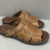 Chinelo masculino de Couro Com Fivela Reguladora Cor Marrom