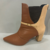 Bota feminina bico fino salto quadrado cano médio com fivela e elástico Caramelo e bege - comprar online