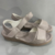 Sandália Anabela Nude Com Dois Velcros Ortopédica - Becca Calçados Numeração especial | Sapatos Grandes | Plus Size