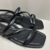 Sandália preta Rasteira Flat com tira elástica no tornozelo - Becca Calçados Numeração especial | Sapatos Grandes | Plus Size