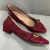 Scarpin Salto Bloco Baixo Vinho Com Fivela - loja online