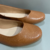 Sapatilha marrom acabamento em croco - comprar online