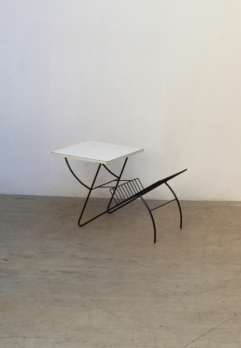 mesa revisteiro, 1950. - comprar online