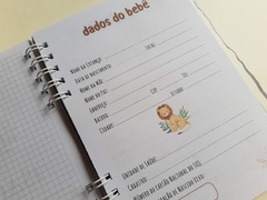 Caderneta de Vacinação | Personalizada | Leão monograma na internet