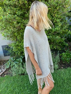 Poncho Julia en internet