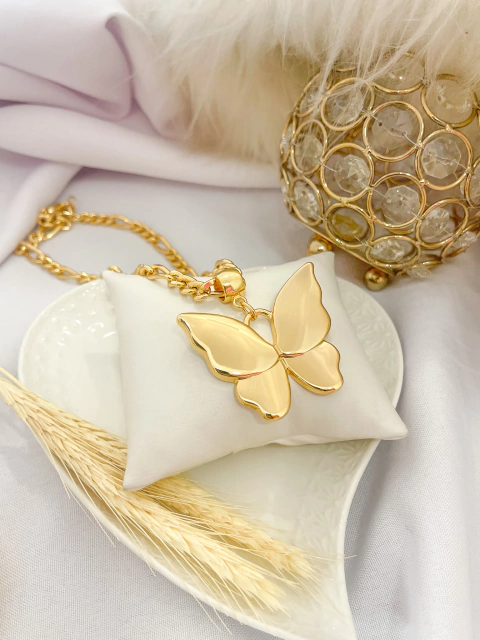 Colar Lançamento Borboleta Luxo Dourada