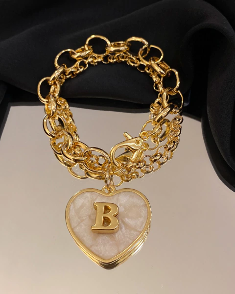 Pulseira Coracao Perolado com Inicial