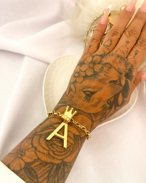 Pulseira De Inicial Coroa