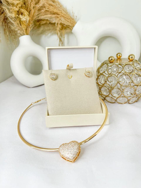 Choker e Brinco Coração Cravejado - comprar online