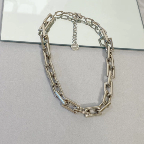 COLAR CAROL BANHADO A RÓDIO BRANCO