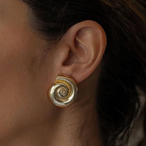 BRINCO CARACOL BANHADO A OURO 18K - comprar online