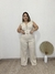 Imagem do Calça pantalona textura em linho com botões dourado bege