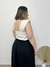 Blusa textura em linho alça decote em V Alícia bege - Moda Plus Size - Zeona Moda