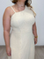 Vestido Lívia em crepe longo com fenda bege