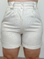Short textura em linho drapeado com bolsos bege - comprar online