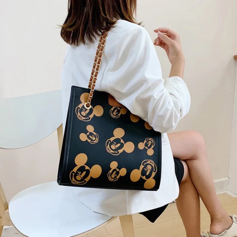 Crossbody Mickey
