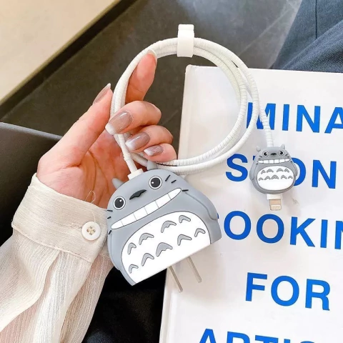 Funda de Cargador Totoro