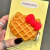 Funda para Airpods de Waffle de Kitty
