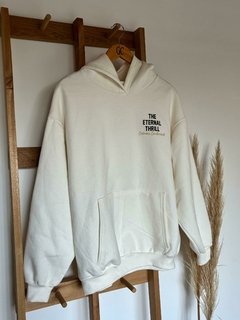 BUZO OVER ETERNAL CREMA CON FRISA - comprar online