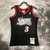 Camisa oficial Philadelphia 76ers, Jersey retrô Mitchell & Ness, Edição limitada 97/98, Cor preta, NBA, Basquete, Time histórico, Design clássico, Qualidade Mitchell & Ness, Estilo vintage, Coleção exclusiva, Uniforme oficial, Fãs do 76ers, Camiseta de ba