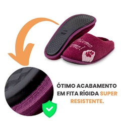 Pantufa Bordada Gatinho Welcome Home Bordo - comprar online