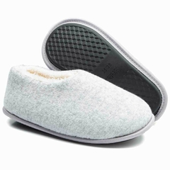 Pantufa Sapatilha Peluciada Cinza