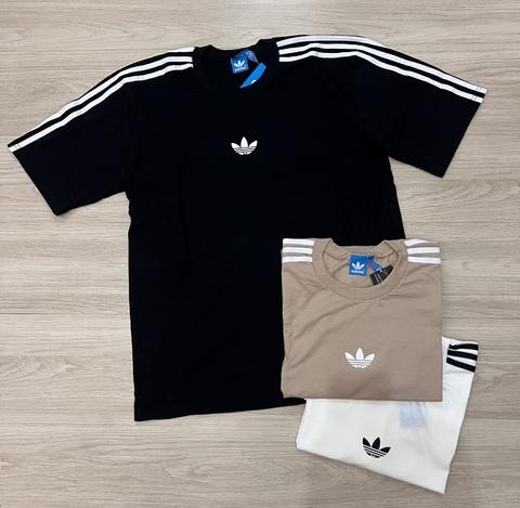 Camiseta Oversized Adds 3 Listras - comprar online