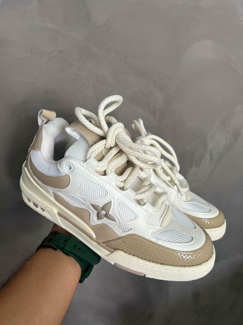 Tênis Louis Vuitton Skate Premium Unissex - Bege - comprar online