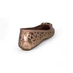 Pancha Aplique Moño Verniz Molekinha (2099758VZ) en internet