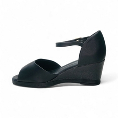 Imagen de Sandalia C/Talonera Faja Aplique Taco Chino Napa Linho Piccadilly (408215NPL)