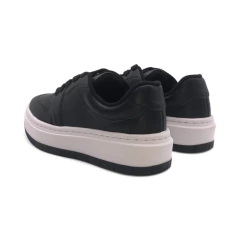 Zapatilla Urbana Alta Recortes Napa Vizzano (1437200NP) en internet