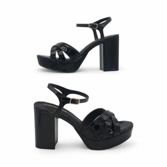 Sandalia Tiras Cruzadas Plataforma Taco 8 1/2 Verniz Via Marte (141026VZ) - comprar online