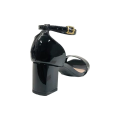 Sandalia Tira C/Talonera Taco 5 1/2 Verniz Chocolate (1987504VZ) en internet