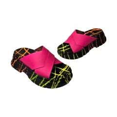 Zueco Tiras Cruzadas Napa Mika (LAIA) - Mousse Calzados