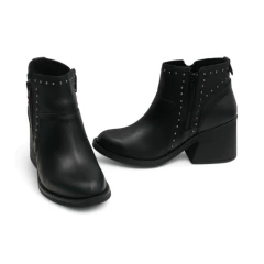 Botineta Punta Redonda Doble Cierre Recortes Tachas Taco Ancho 6 1/2 Napa Savage (MAR220NP) - comprar online