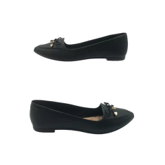 Chata Recortes Moño Aplique Corazones Napa Moleca (5635863NP) - comprar online