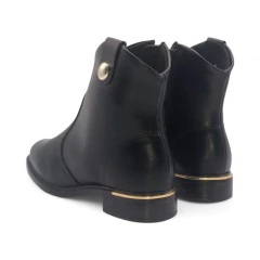 Bota Corta Taco 2 1/2 Ribete Aplique Boton Cierre Interno Napa Genebra Vizzano (3077120NG) en internet