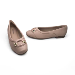 Imagen de Chata Lisa Recortes Aplique Redondo Napa Stretch Piccadilly (250248NP)