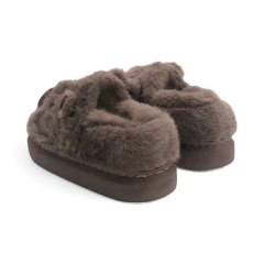 Pantuflon Detalle Peluche Capibara La Mansion (CAPIBARA)