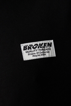 REMERA IMPORTADA BROKEN QUALITY (43750) - No End MAYORISTA