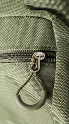 MOCHILA TIRAS EN FRENTE (42955) - No End MAYORISTA